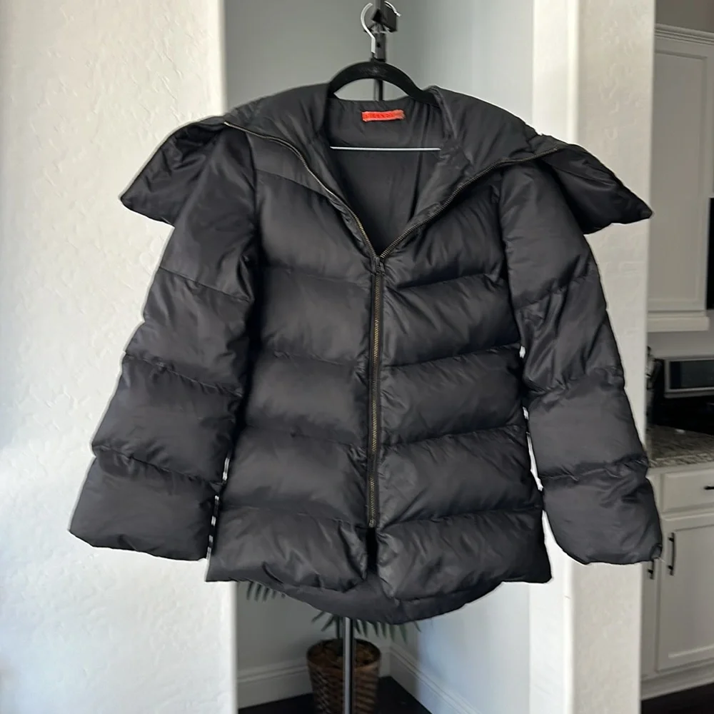 Alice + Olivia Black Puffer Jacket - Picture 1 of 16